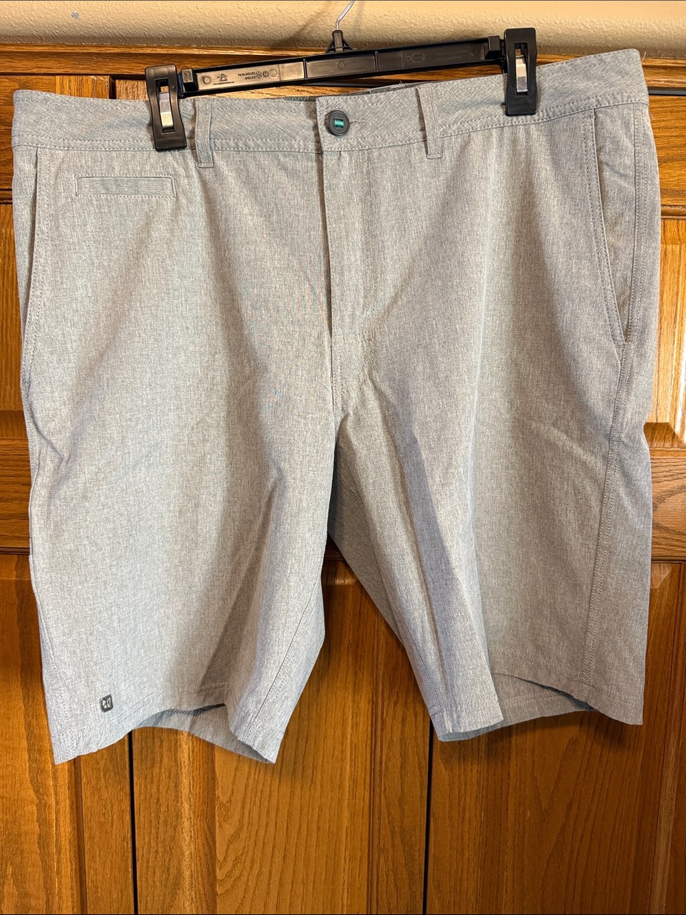 Linksoul Men's Heather Gray Flat-Front Performance Shorts